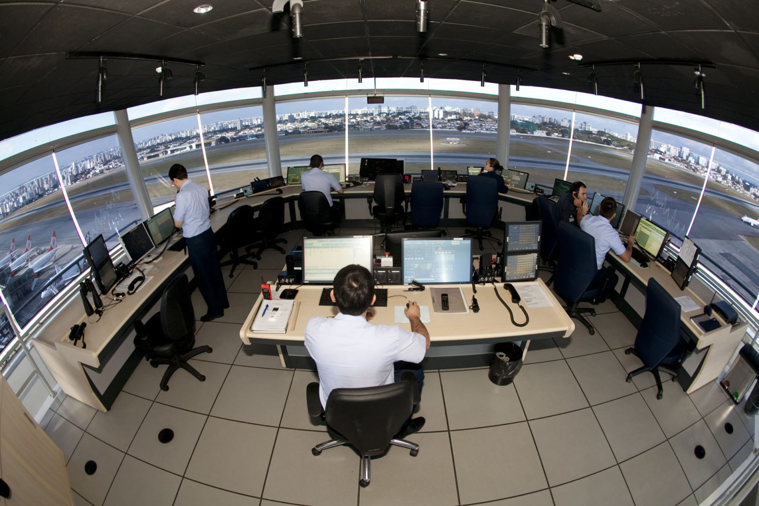 20 de Outubro Dia Internacional do Controlador de Tráfego Aéreo