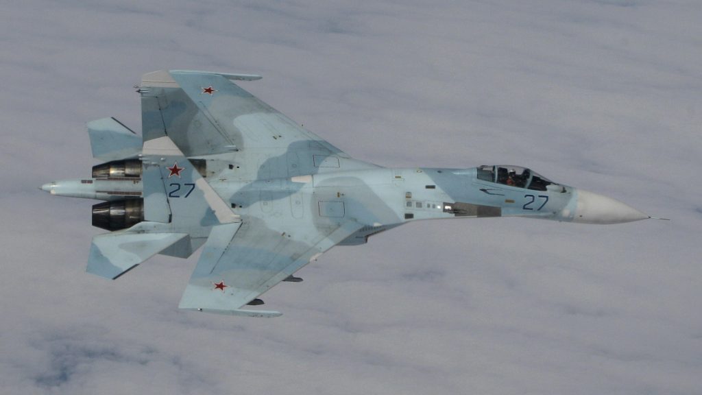 Pentágono divulga vídeo da colisão do Su-27 russo com o MQ-9 da USAF. Um Su-27 da RF-VKS similar a aeronave que teria abatido o Reaper sobre o Mar Negro, após colidir com a hélice do mesmo (Foto: MD Russo).