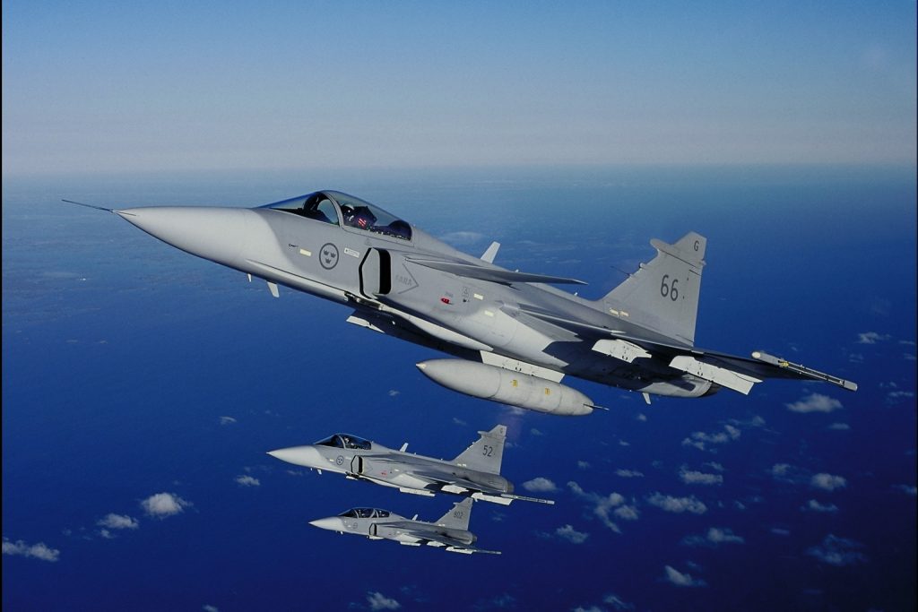Saab apresentou os avanços do Gripen para os chilenos (Foto: SwAF).