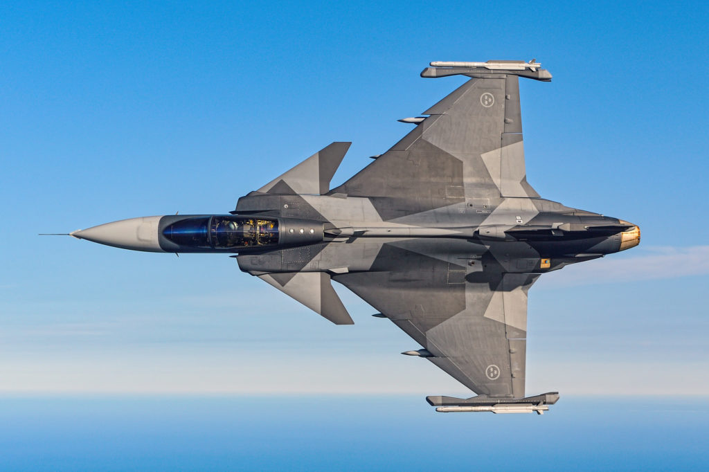 F7 será a 1ª unidade de Gripen E da Suécia (Foto: Saab).