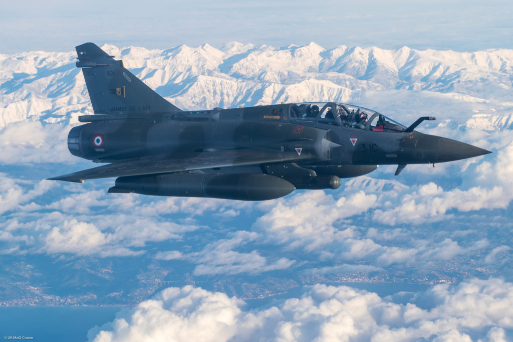 Dassault: contrato de assistência para os Mirage 2000 do AAE. Além dos Mirage 2000D (foto), todos os demais modelos (M2000B/C/-5F) também estão cobertos pelo Contrato BALZAC (Foto: UK MoD).