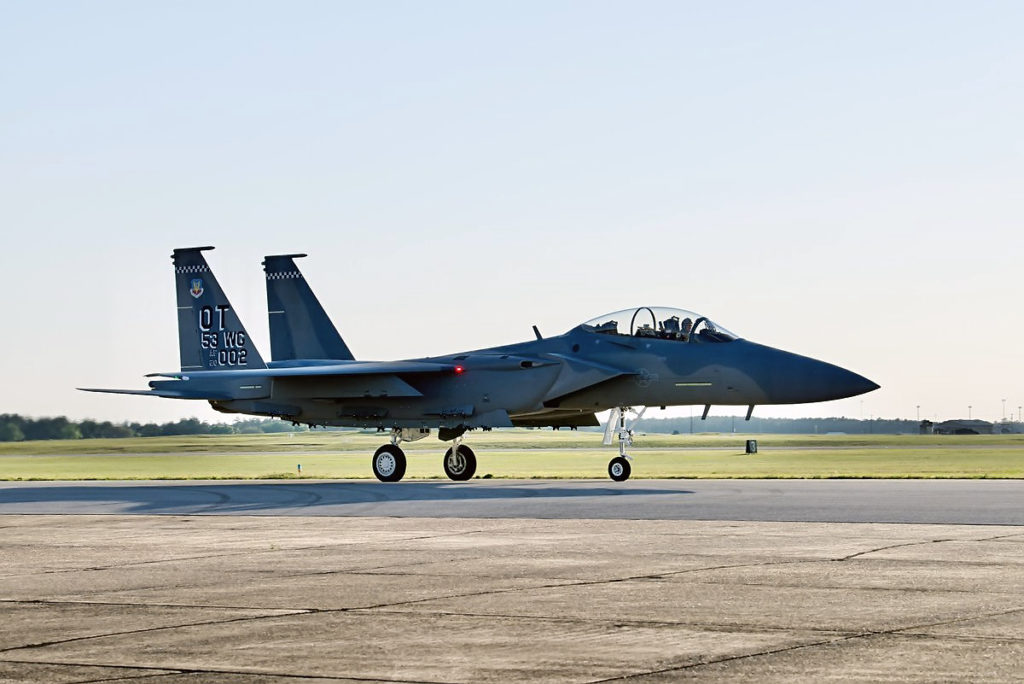 Boeing entrega o segundo F-15EX Eagle II para a USAF. O AF 20-0002 foi enviado para o 40th FTS (Foto: USAF).