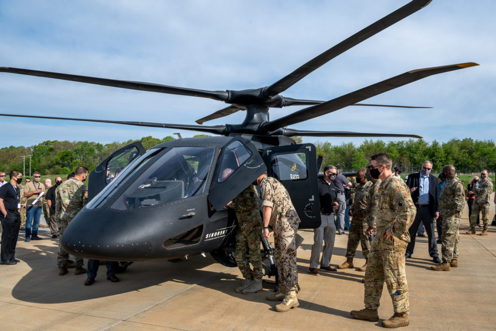 Sikorsky demonstra o S-97 Raider para o Exército Americano (Foto: Sikorsky).