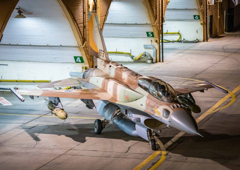 Israel volta a bombardear Gaza. Caças F-16  como o modelo I da foto, voltaram a atacar a Faixa de Gaza nas noites de 16 e 17 de junho (Foto: IAF). 