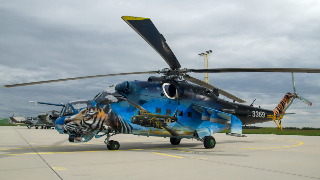 República Tcheca doa helicópteros a Ucrânia. Na foto um Mi-35 da Força Aérea da República Tcheca (Foto: CZAF).