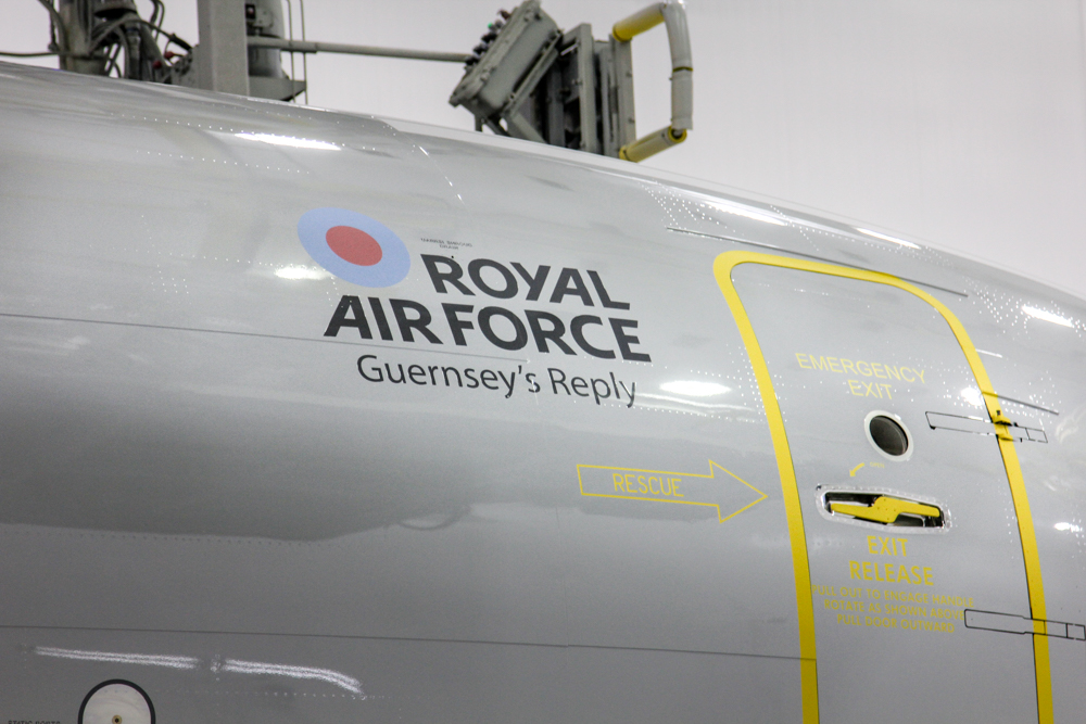 "Guernsey's Reply" ou em uma tradução livre "Resposta de Guernsey" é o novo P-8 MRA Mk1 da RAF (Foto: RAF).