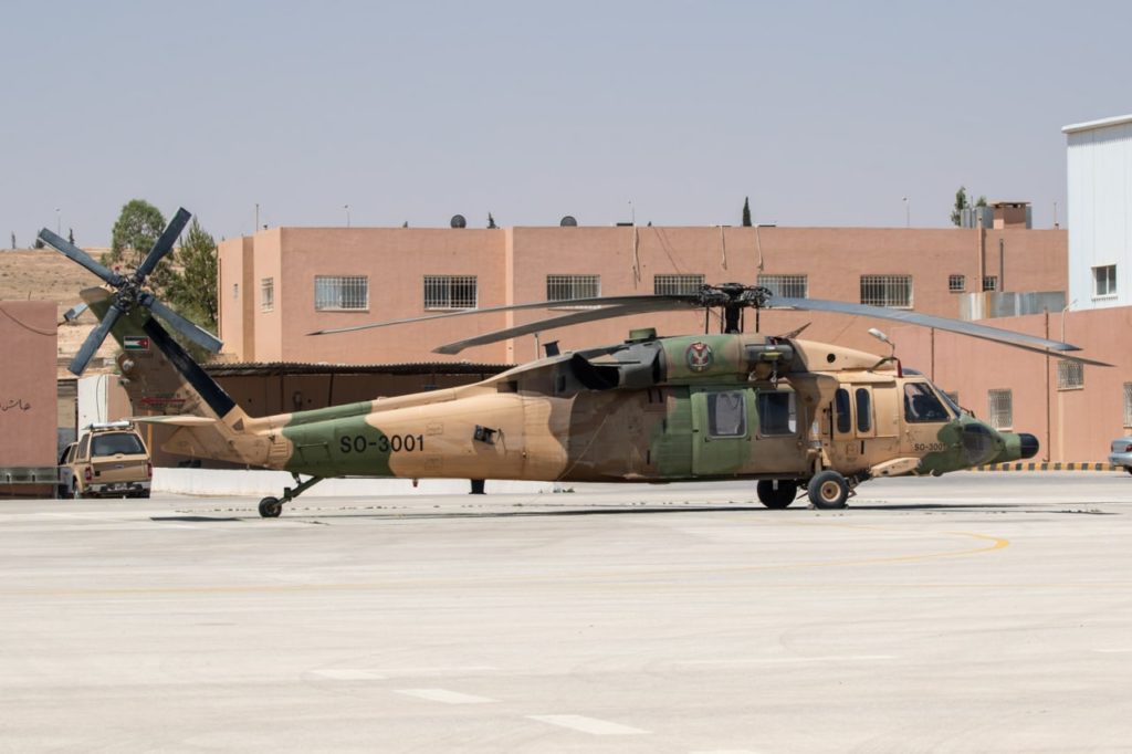 Áustria recebe dois S-70A-42 Black Hawk da Jordânia matriculados SO-3002 e SO-3004. Uma terceira aeronave deverá chegar nos próximos dias (Foto: RJAF).
