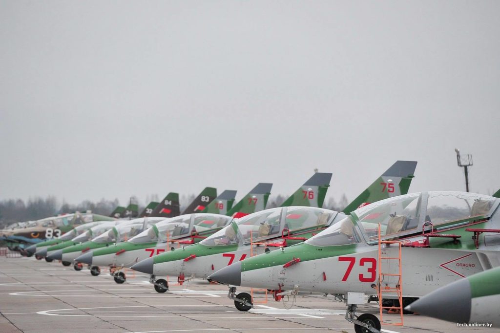 Acidente com Yak-130 da Força Aérea de Belarus. Frota fica reduzida a 11 aeronaves lotadas no 116 GvShAB (Foto: MoD Belarus).