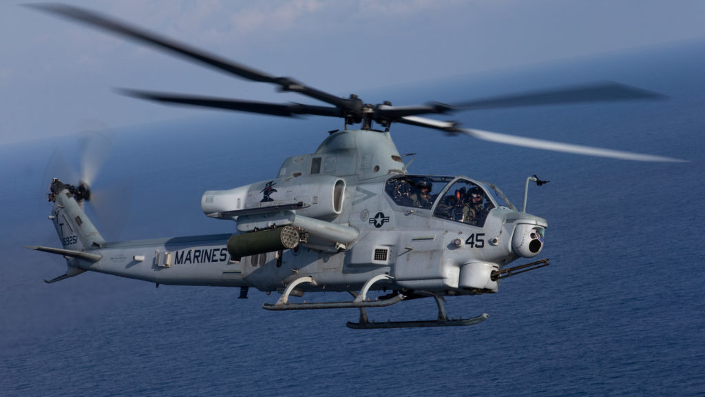 Até o final de 2022 o USMC irá receber 189 unidades do UH-1Z Viper (Foto: USN).