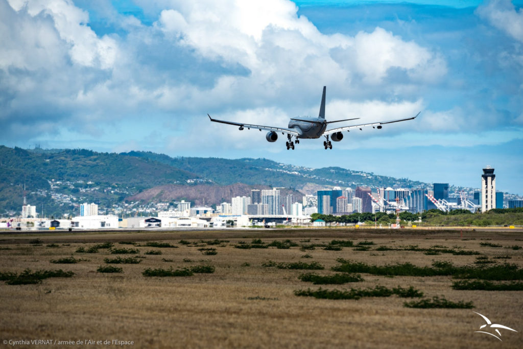 Um A330 MRTT do 31 EARTS pousa no Taiti/Polinésia Francesa (Foto: AAE).