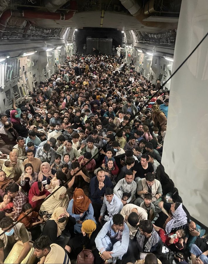 US$ 2 mil para fugir do Talibã? Departamento de estado cogitou e até teria cobrado de alguns refugiados esta quantia para sair de Cabul (Foto: USAF). 