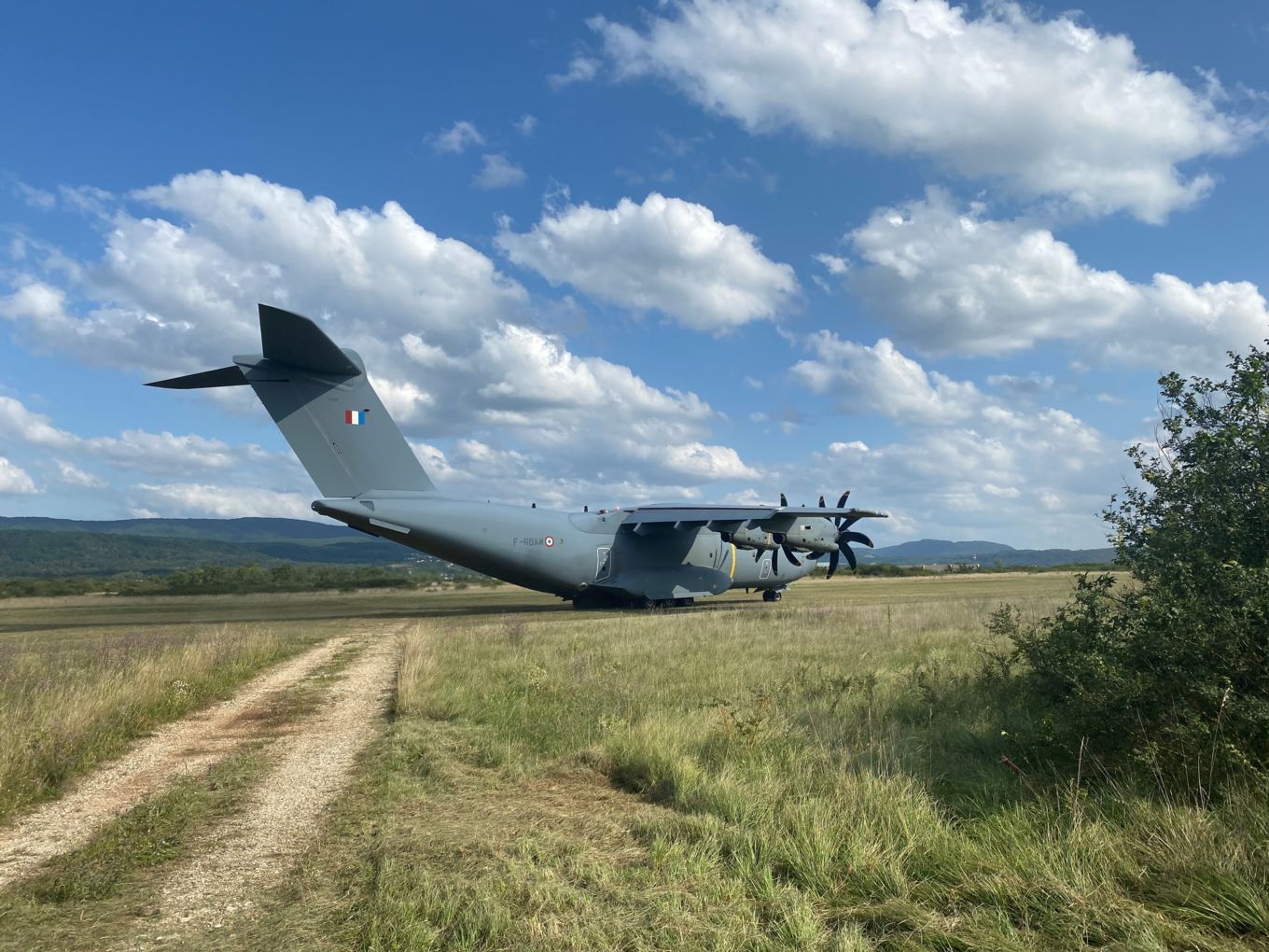 Controle de Tráfego Aéreo: Viajar de graça com a Força Aérea