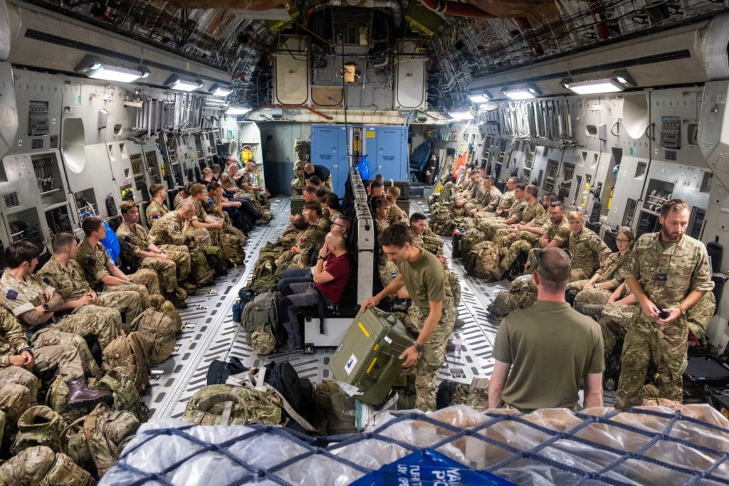RAF: Operation PITTING retira 15 mil do Afeganistão. Militares adicionais do Reino Unido seguem para apoiar a Operação Pitting (Foto: RAF). 