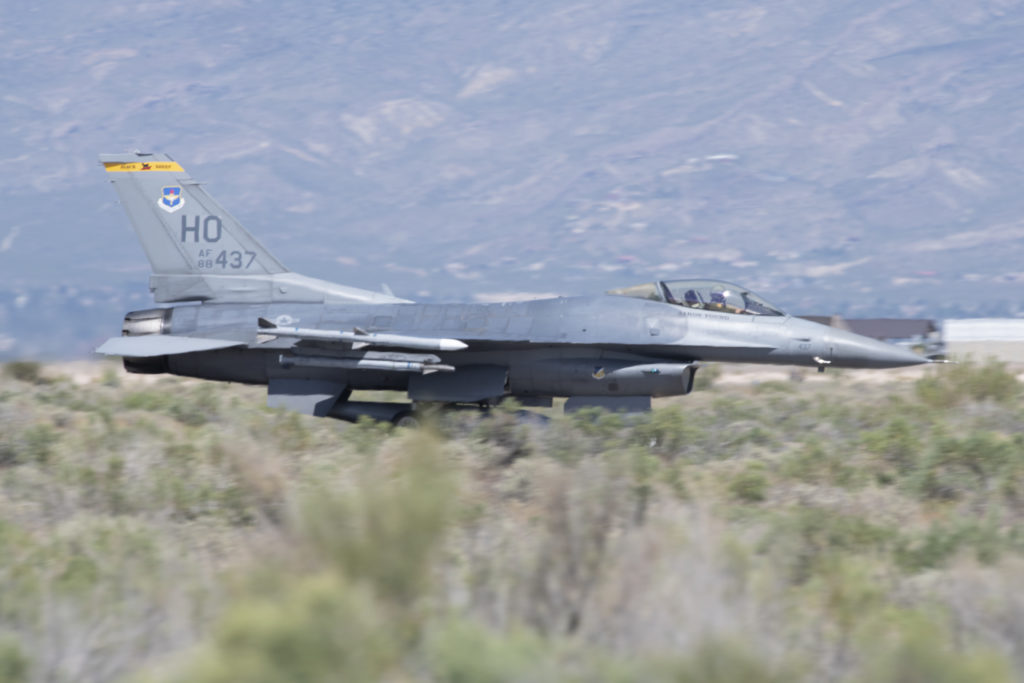 Os F-16CD block 40 do 54th FG de Holloman Air Force Base foram  enviados para Luke (Foto: USAF/Airman 1st Class Adrian Salazar).