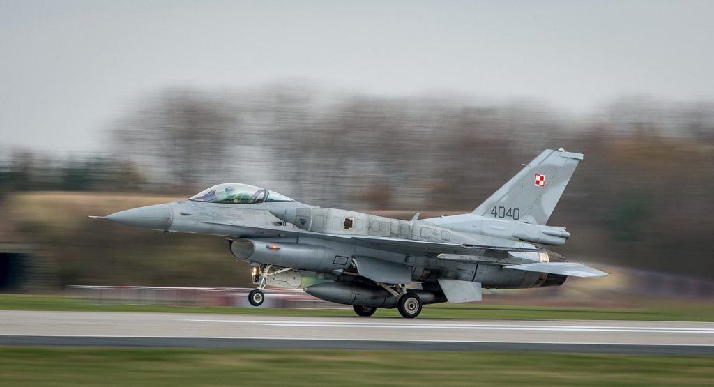 Polonesa PZL Mielec entra na cadeia de produção dos caças F-16 (Foto: DUA).