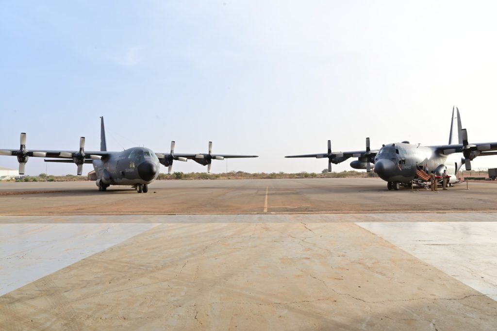 USAF entrega segundo C-130H para a Força Aérea do Níger (Fotos: Embaixada dos EUA).
