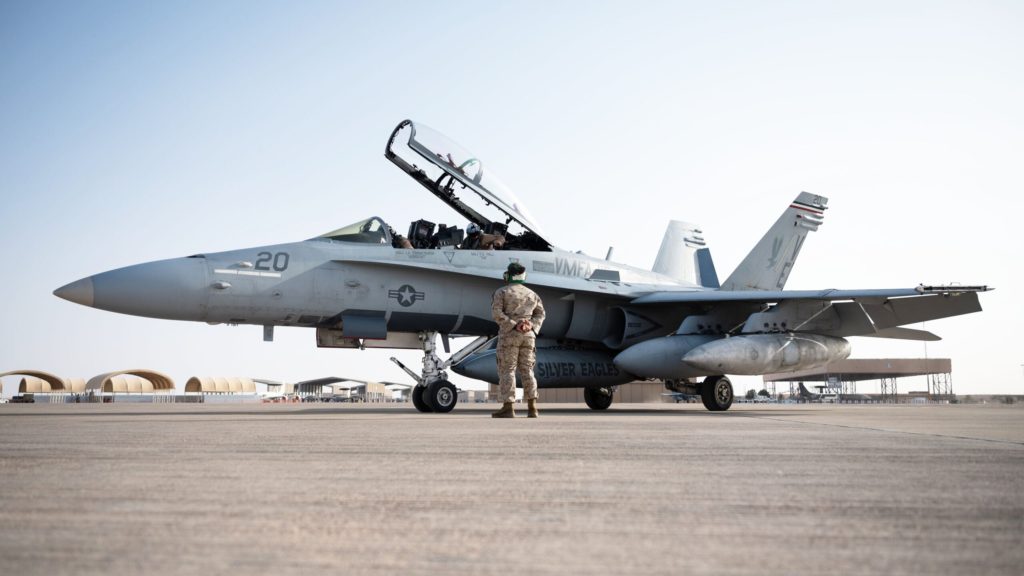 EUA implanta aeronaves F/A-18C/D na Arábia Saudita (Foto: USAF/Airman Sênior Jacob B Wrightsman).