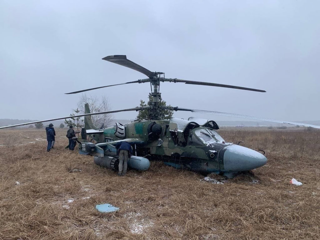 KA-52 neutralizado pelos ucranianos (Foto: Redes Sociais).