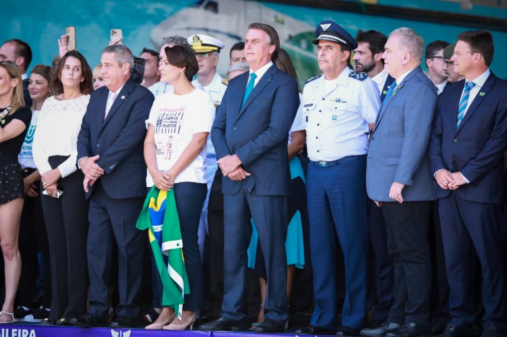 A recepção contou com a presença do Presidente da República, Jair Bolsonaro, dentre outras autoridades civis e militares (Fotos: FAB).