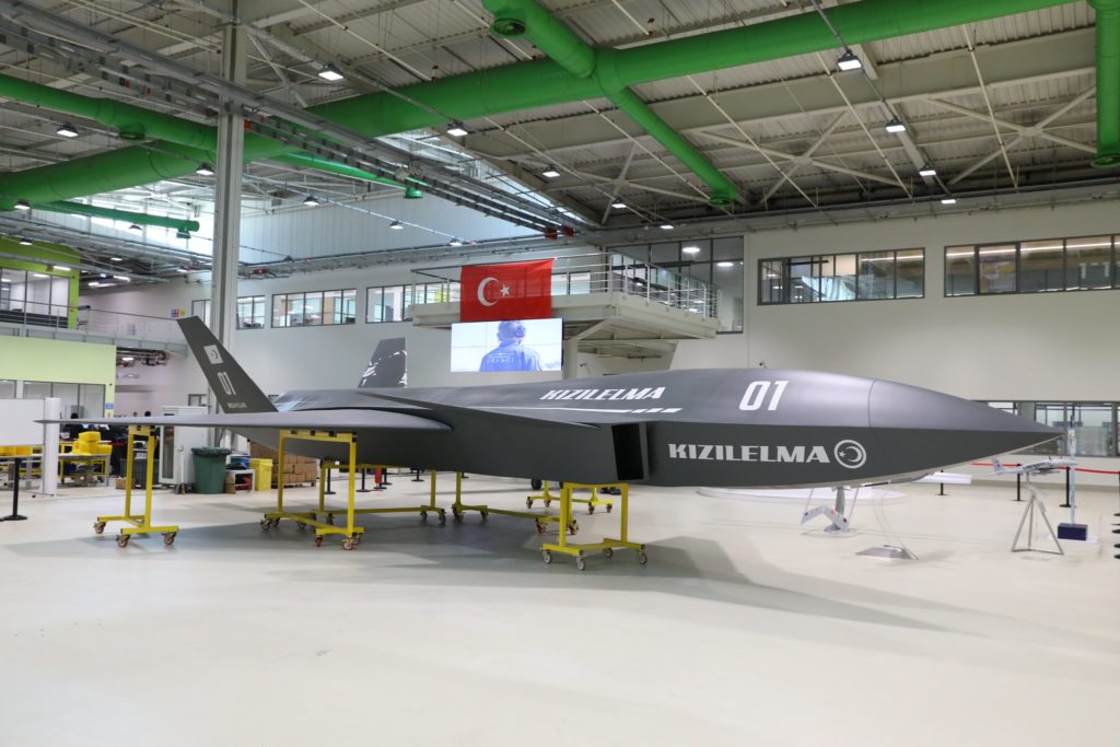 Turquia apresentou novo drone de combate furtivo Kizilelma (Fotos: Baykar).