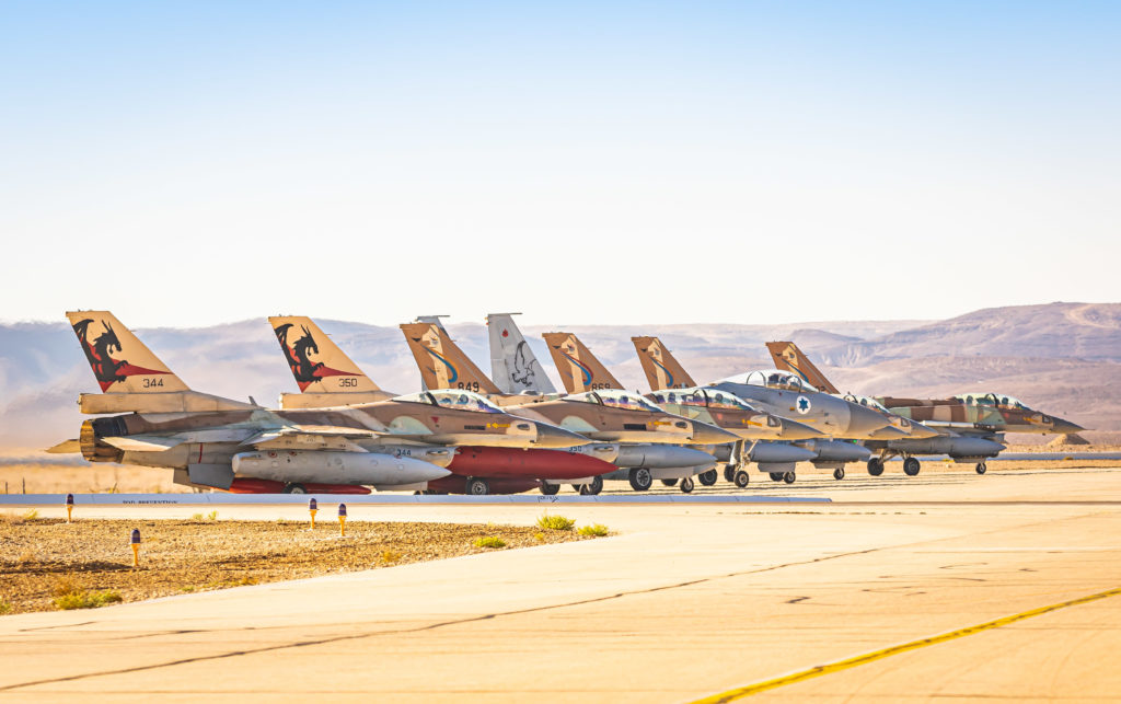 Caças F-15 e F-16 da IAF (Foto: IAF).