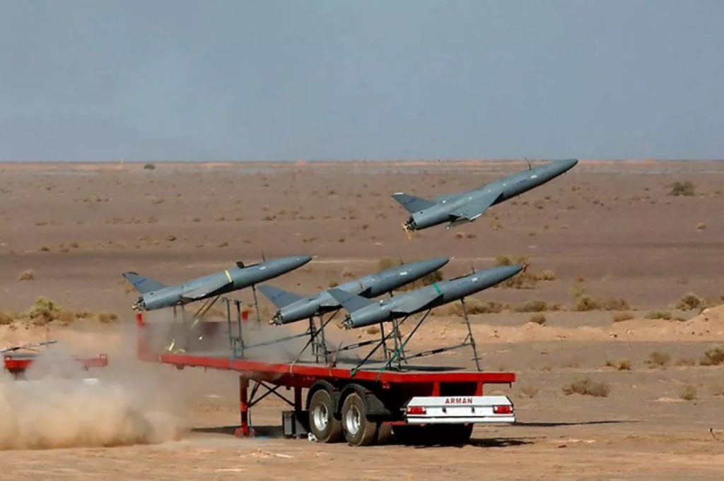Não se sabe que tipo de armas foram lançados. Na foto, o drone iraniano Arash-2. Foto: RNA.