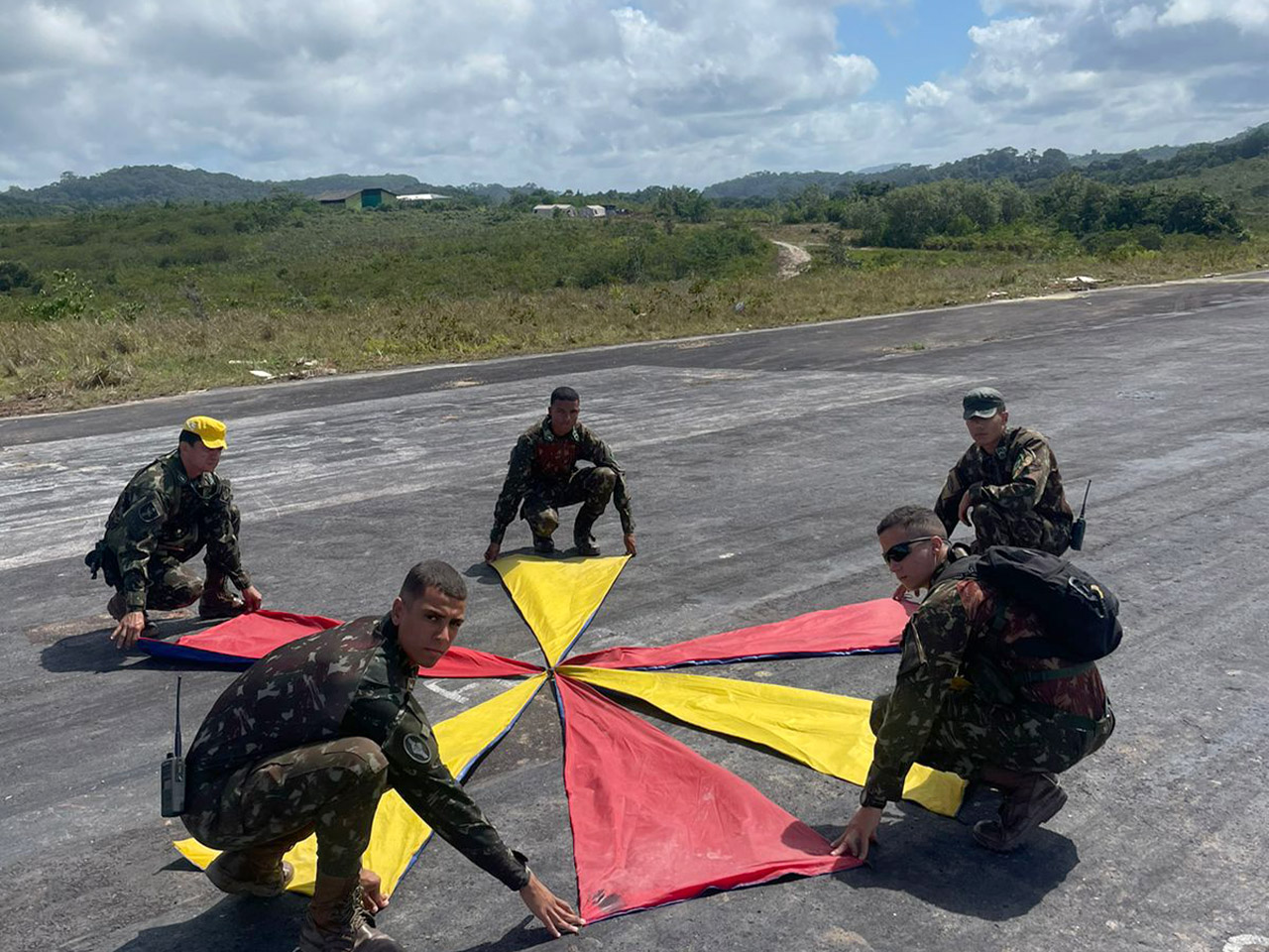 Operação Yanomami: Exército Brasileiro conduz logística dos
