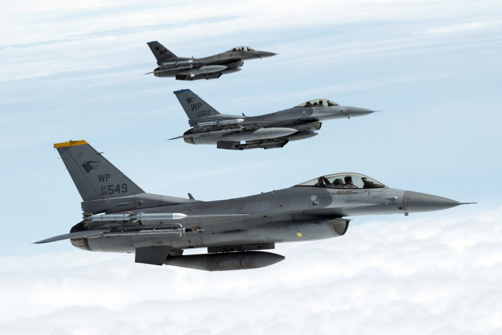Perda de potência derrubou F-16C da USAF na Coreia do Sul em 2023. Foto: USAF.