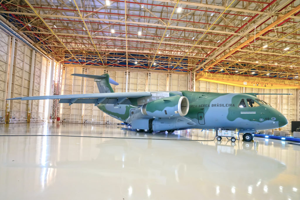 FAB recebeu o sexto Embraer KC-390 (Foto: Embraer).