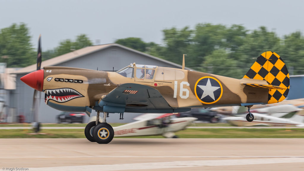 P-40E N4420K em operação em 2019 (Foto: Hugh Dodson).