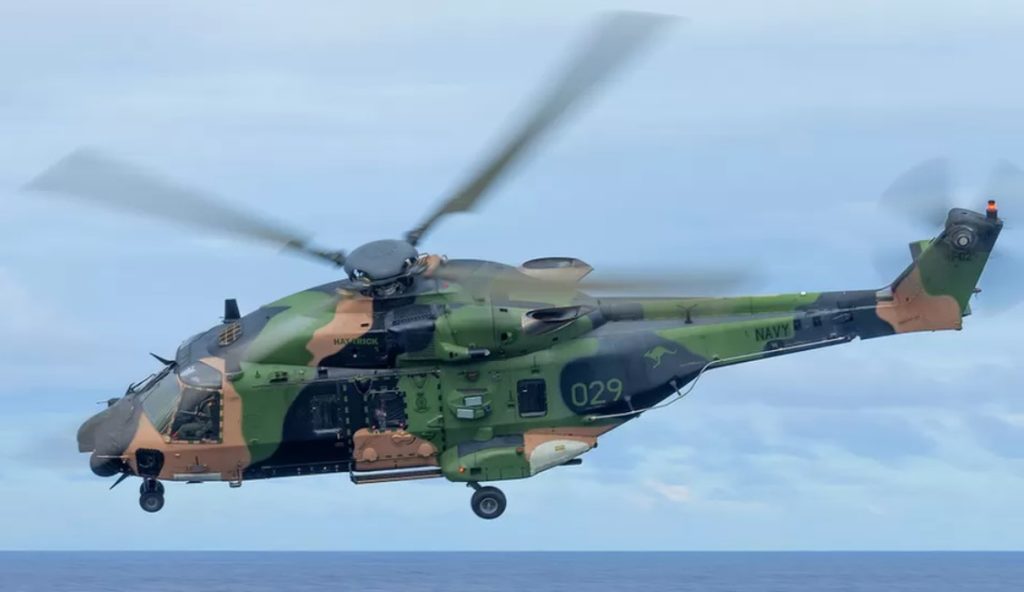 La decisión de enterrar los helicópteros provocó mucho debate en las redes sociales australianas.