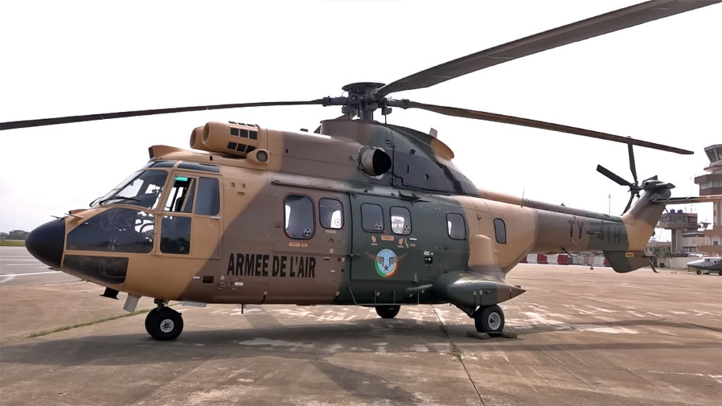 VÍDEO - Benin apresenta novos helicópteros AS332 e H125 (Fonte: ORTB).