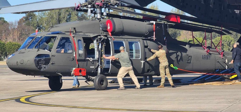 El ejército australiano recibe el primer UH-60M Black Hawk