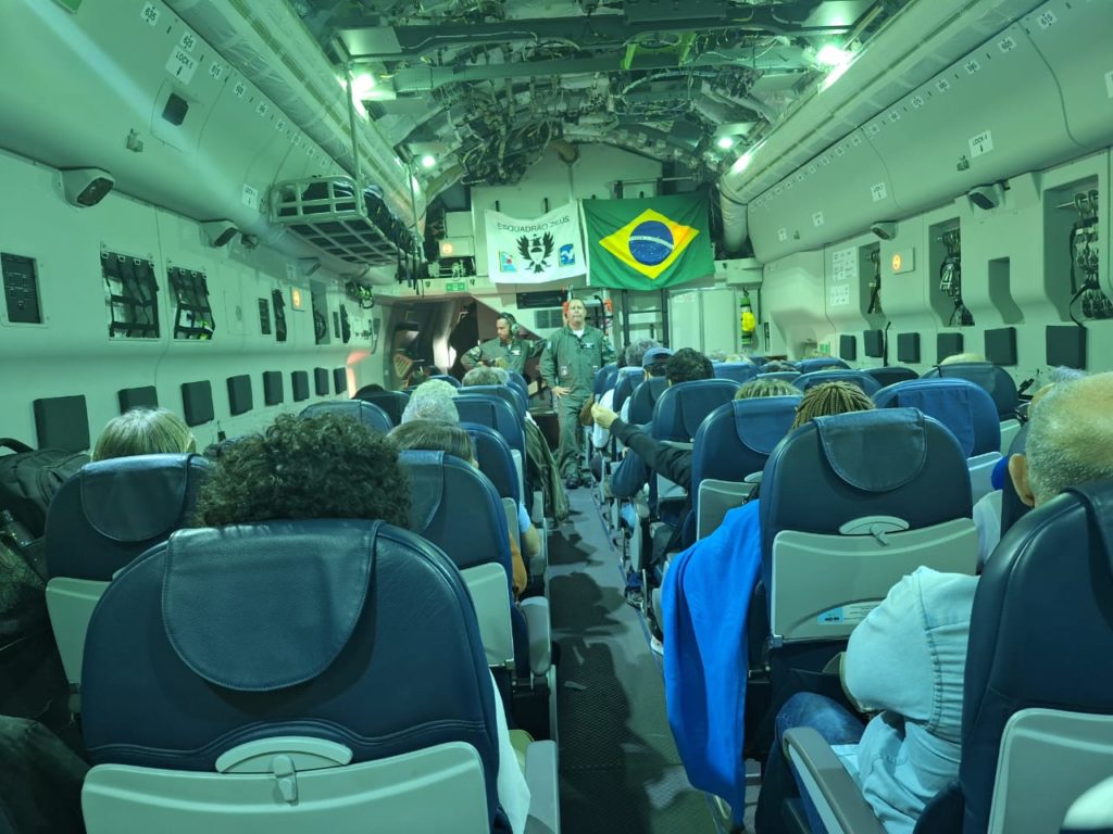 ISRAEL: 283 brasileiros voltaram ao país em mais dois voos da FAB (Fotos: FAB).