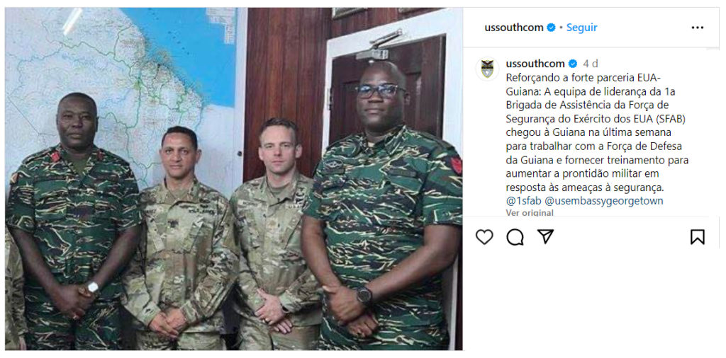 Militares da Guiana e dos EUA em Georgetown (Fonte: USSOUTHCOM).