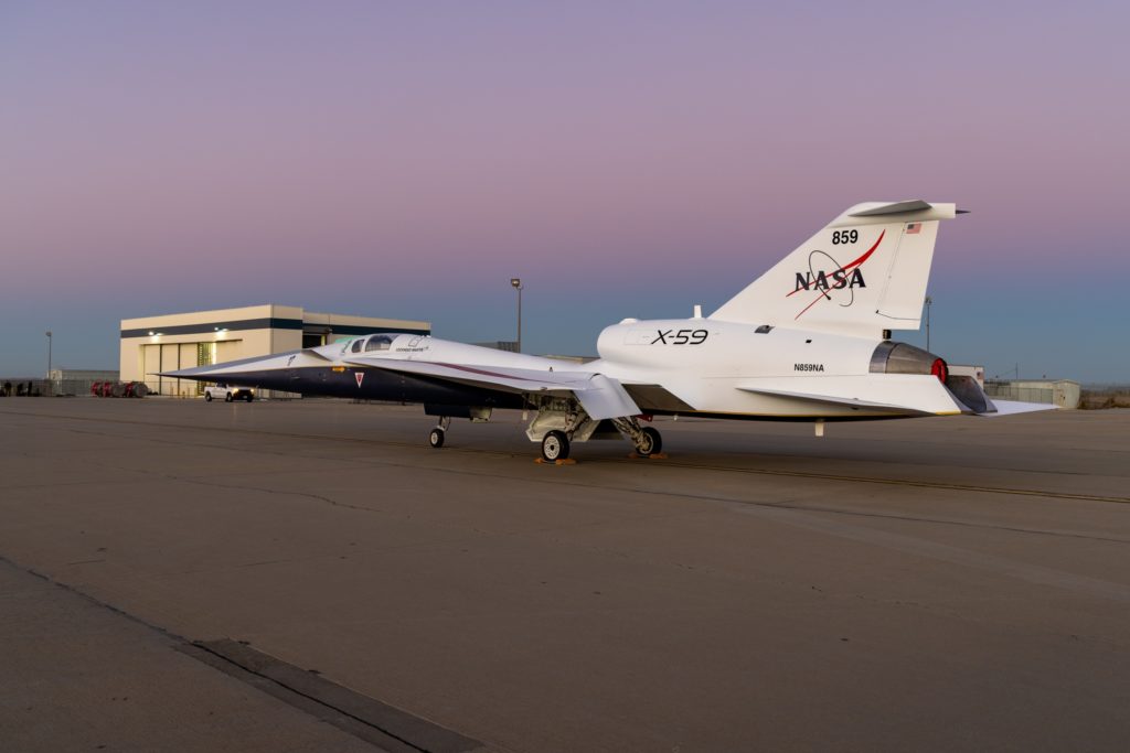 Skunk Works realiza o roll-out X-59 - o supersônico silencioso. O X-59 Questt NASA 859. Foto: LM/Garry Tice.