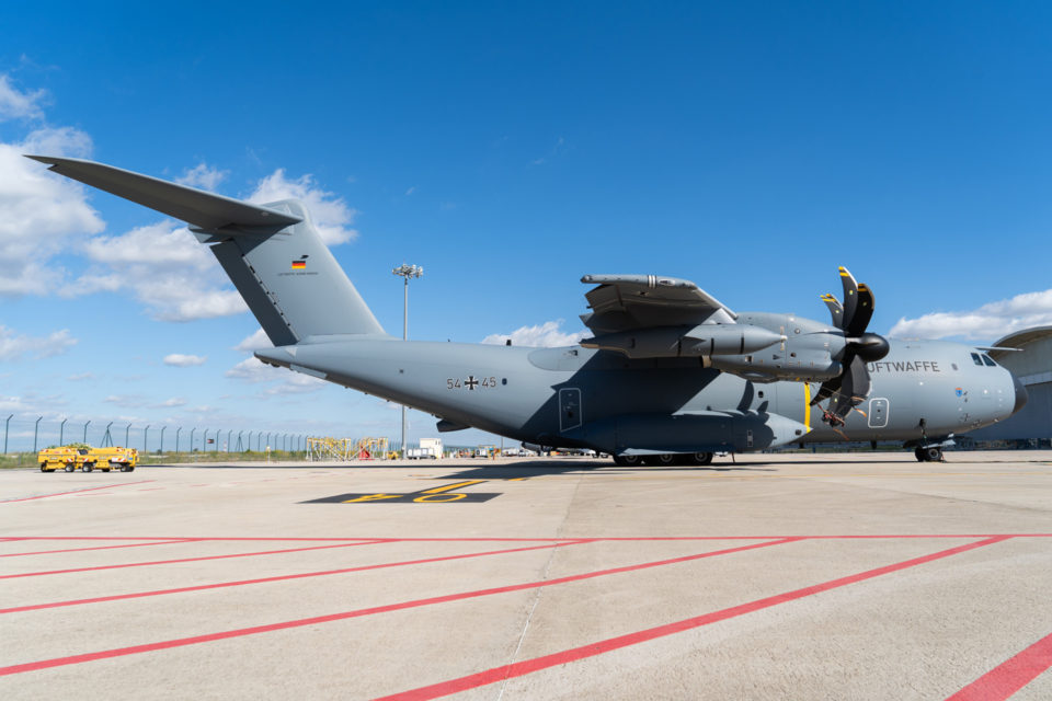 Luftwaffe recebeu o 45º Airbus A400M Atlas » Força Aérea