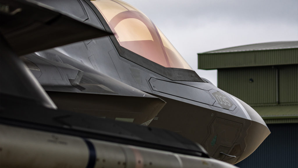 RAF recebe mais dois F-35B. Um dos mais novos F-35B do Reino Unido (ZM169/035) na RAF Marham. Foto: UK MOD.