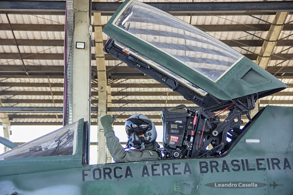 77 anos do Esquadrão Pampa! Deves sentir contigo a glória de voar neste esquadrão! Foto: Leandro Casella.