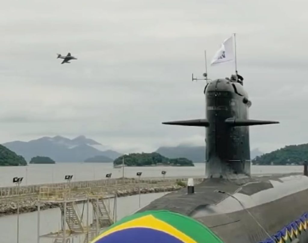 Notícias do Comando da Força Aeronaval da Marinha do Brasil. Resenha de notícias do Comando da Força Aeronaval da Marinha do Brasil.