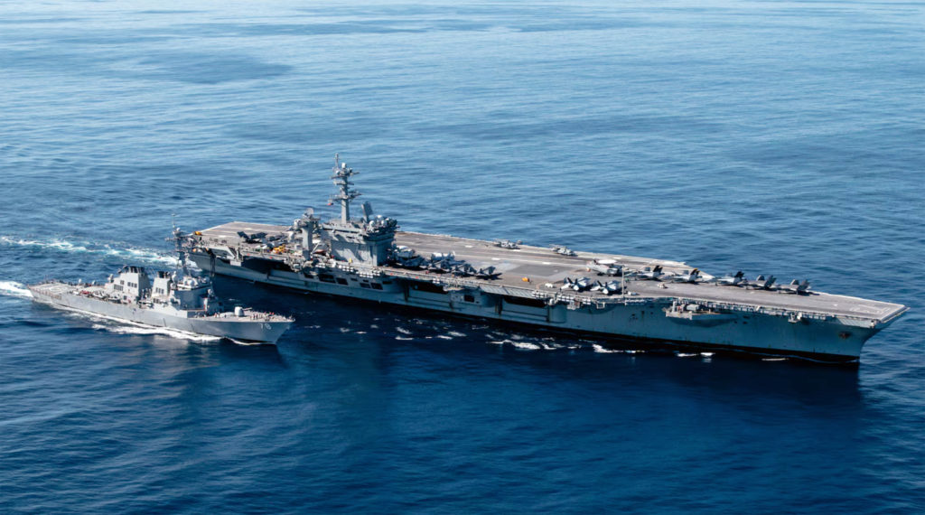 Porta-aviões USS George Washington visitará o Brasil e outros países sul-americanos (Foto: US Navy).